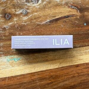 ILIA Burnish Eye Tint in Purple Box